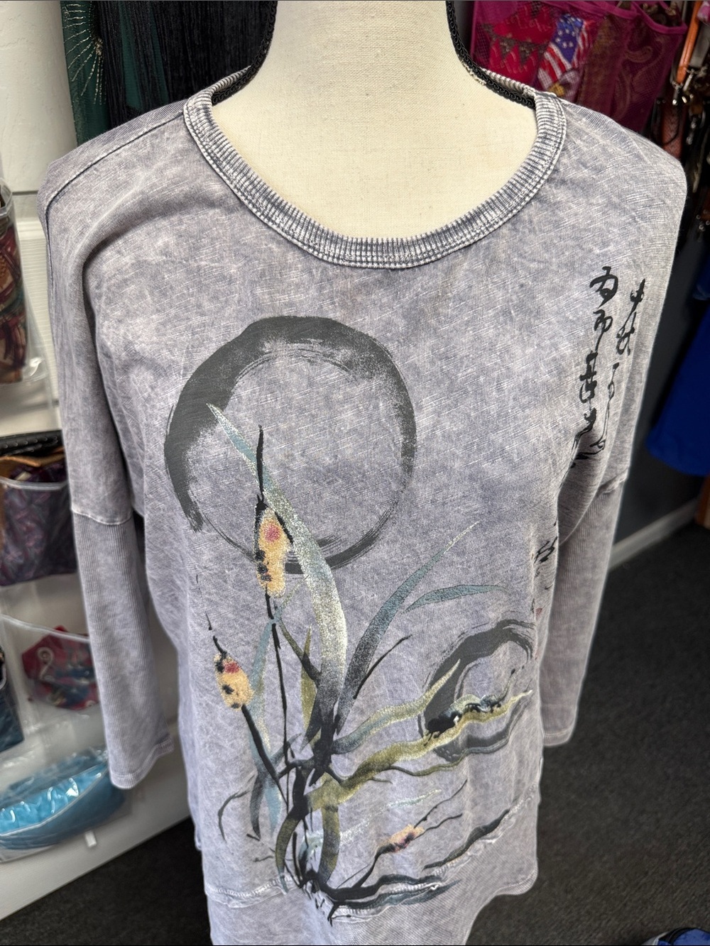 Jess & Jane Gray Artistic Tunic Top Small Made in USA Soft Boho Zen Print - Picture 4 of 9